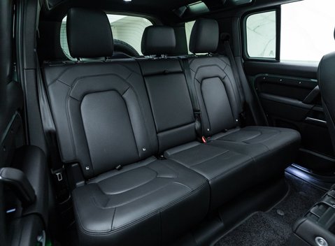 Land Rover Defender 110 TROPHY EDITION KESWICK 42