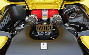 Ferrari 458 Spider 25