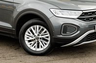 Volkswagen T-Roc LIFE TSI 11