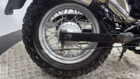 Suzuki RV125 VANVAN 125 2016 28K VERY CLEAN ICONIC SAND BIKE 125CC NAKED LEARNER 45