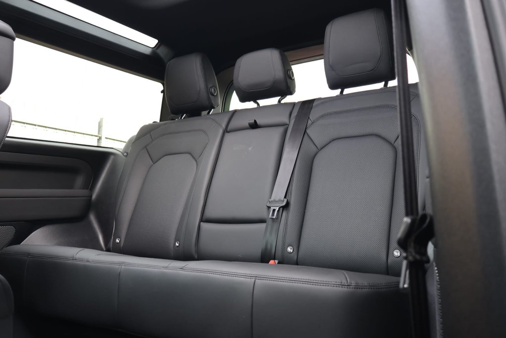 Land Rover Defender 90 75TH LIMITED EDITION SUPER LOW MILES MATT PPF WRAP  18