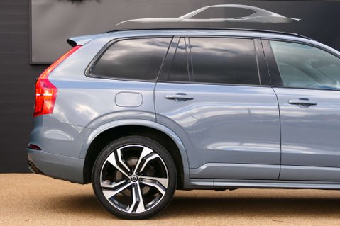 Volvo XC90 2.0 XC90 R-Design B5 MHEV AWD Auto 4WD 5dr 10