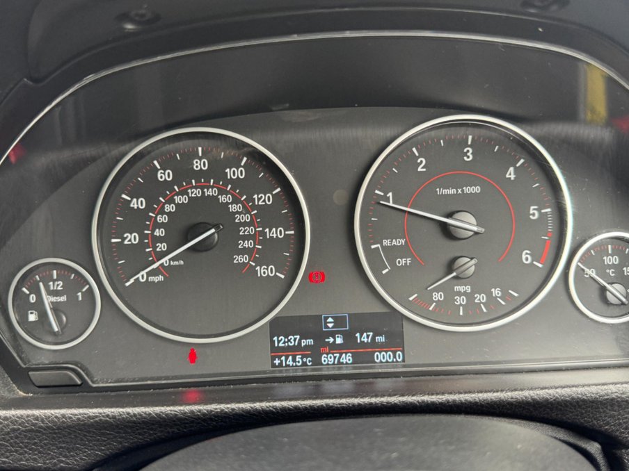 2018 BMW 3 Series — image 32
