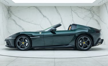 Ferrari 12Cilindri SPIDER 3