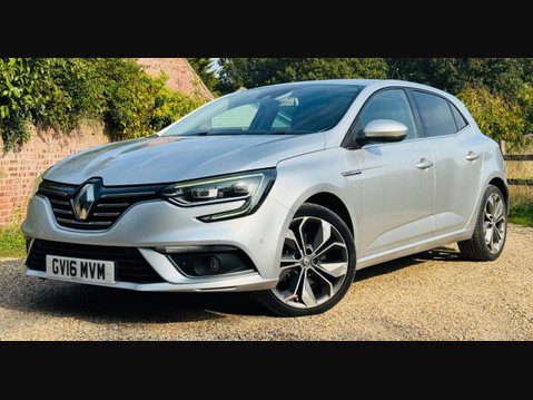 Renault Megane 1.6 dCi Signature Nav Hatchback 5dr Diesel Manual Euro 6 (s/s) (130 ps) 2