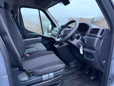 Renault Master 2.3 dCi 35 Business+ Panel Van 4dr Diesel Manual FWD LWB Medium Roof Euro 6 8