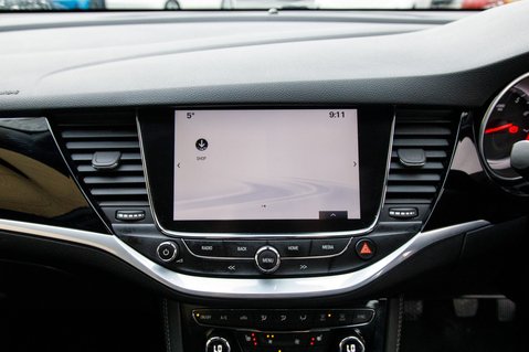 Vauxhall Astra ELITE NAV 22