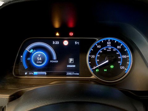 Nissan LEAF 59kWh e+ N-Connecta Hatchback 5dr Electric Auto (217 ps) Air Con - Alloys - 14