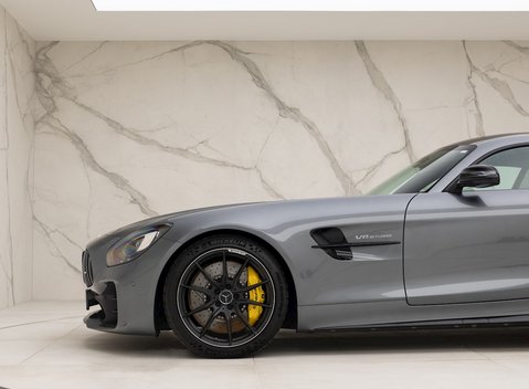 Mercedes-Benz AMG GT R GT R Premium 23