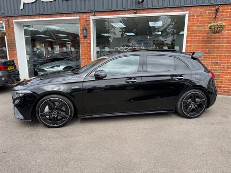 Mercedes-Benz A Class AMG A 35 4MATIC PREMIUM PLUS MHEV 13