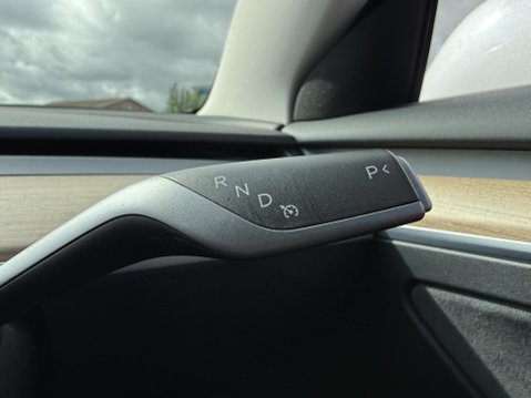 Tesla Model 3 Saloon 4dr Electric Auto RWD (241 bhp) 36