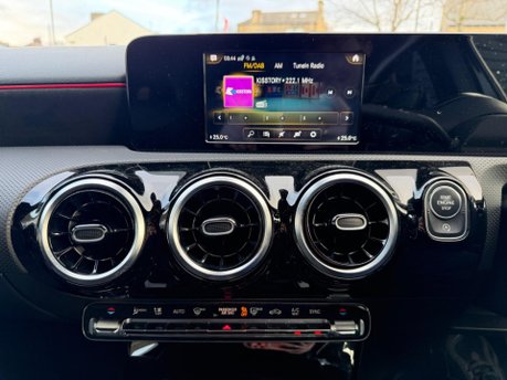 Mercedes-Benz A Class A 200 AMG LINE 11