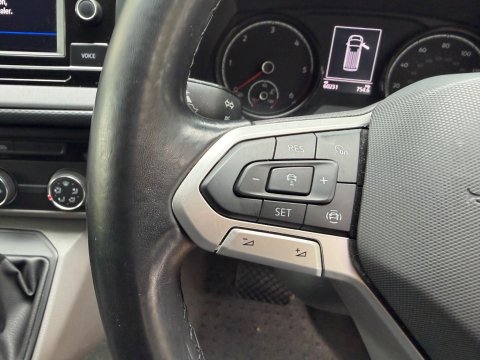 Volkswagen Transporter T28 TDI P/V HIGHLINE 29