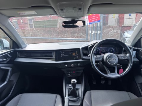 Audi A1 SPORTBACK TFSI TECHNIK 13