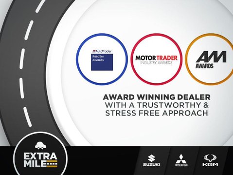 Mitsubishi Outlander BLACK 4