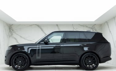 Land Rover Range Rover D350 First Edition 2