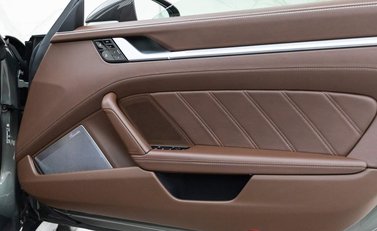 Porsche 911 Turbo S Cabriolet (992) 22