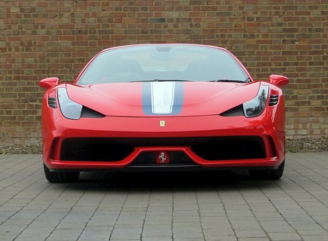 Ferrari 458 Speciale Aperta 2