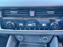 Nissan Qashqai 1.3 Qashqai N-Connecta DiG-T MHEV 5dr 52