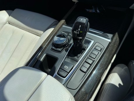 BMW X5 XDRIVE30D M SPORT 23