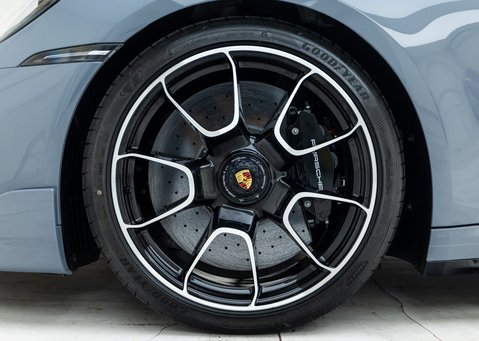 Porsche 911 Turbo S CABRIOLET (992)