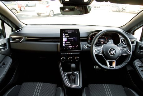 Renault Clio E-TECH ENGINEERED PHEV