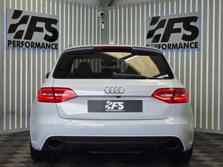 Audi RS4 4.2 FSI V8 Estate 5dr Petrol S Tronic quattro Euro 5 (450 ps) 1