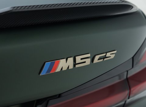BMW M5 CS 42