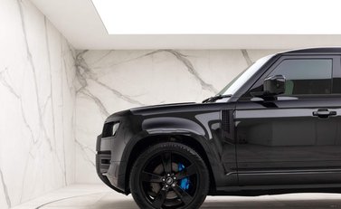 Land Rover Defender V8 30
