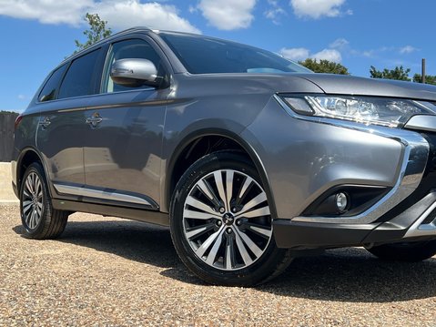 Mitsubishi Outlander DESIGN 14