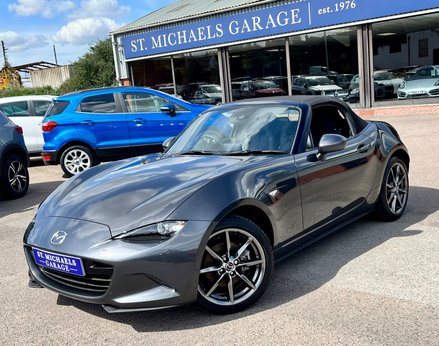 Mazda MX-5 SPORT NAV 3