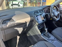 Volkswagen Tiguan 1.5 Tiguan Allspace Life TSi Semi-Auto 5dr 17