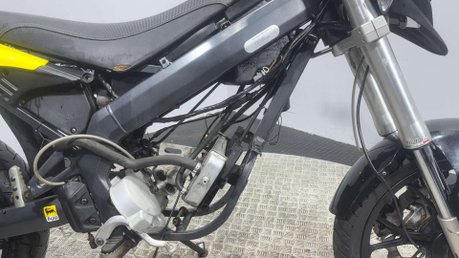 Derbi Senda 50 DRD 2 STROKE PROJECT BIKE 50CC SUPERMOTO GEARED 50 8