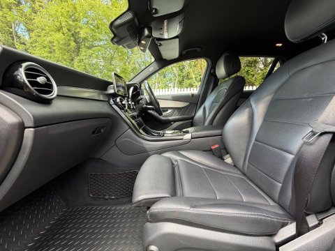 Mercedes-Benz GLC 2.1 GLC250d AMG Line G-Tronic+ 4MATIC Euro 6 (s/s) 5dr 52