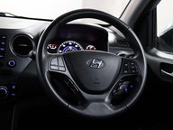 Hyundai i10 PREMIUM 43