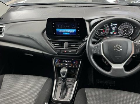Suzuki S-Cross MOTION 3