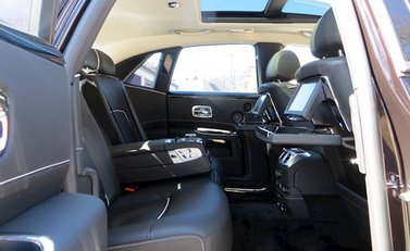 Rolls-Royce Ghost V-Spec 21