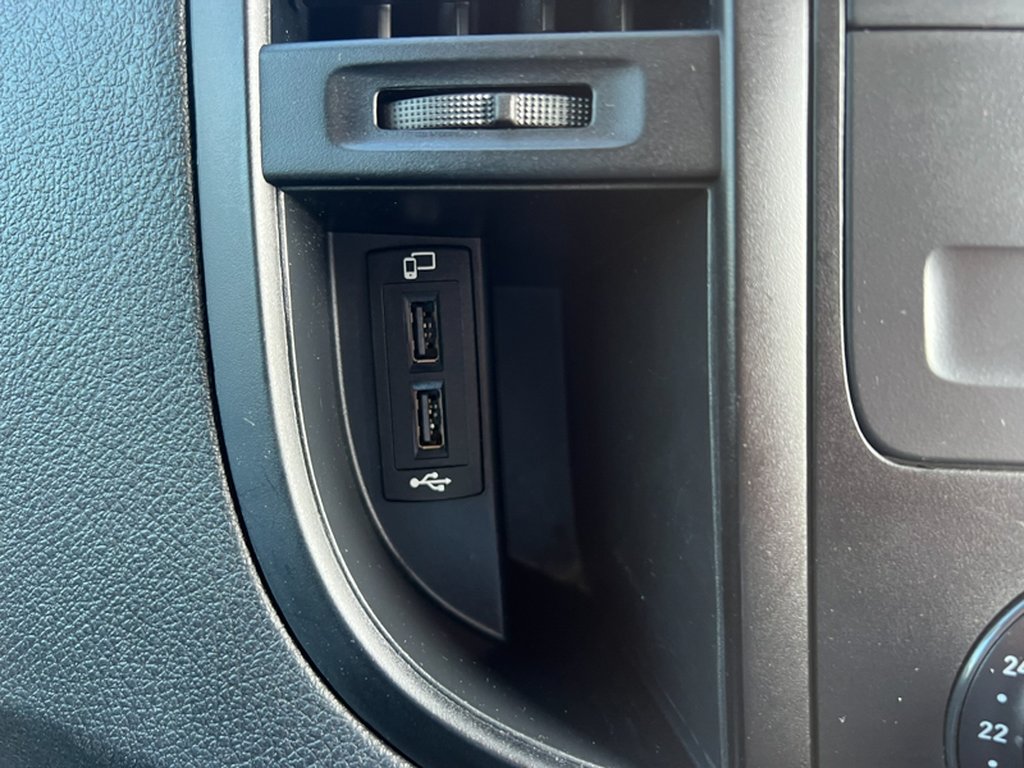 2021 Mercedes-Benz VitoAUTO LWB L2H1 Progressive 114 Air Con Nav Rear Camera Euro 6 NO VAT — thumbnail 44 of 51