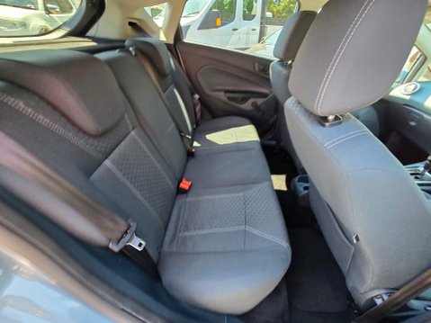 Ford Fiesta TITANIUM 19