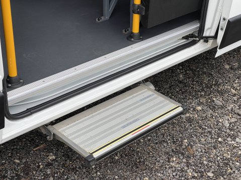 Peugeot Boxer BLUE HDI 335 L3H2 17 seat NON-D1 Minibus with ramps, sensors. ULEZ 8
