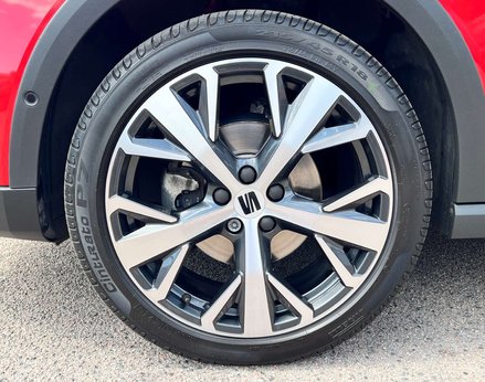 SEAT Arona 1.0 Arona Xperience Lux EcoTSI Semi-Auto 5dr 12