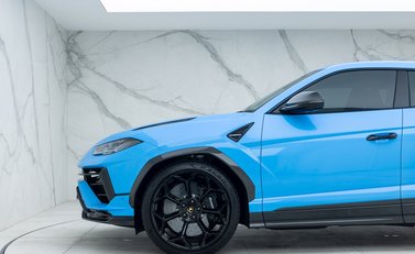 Lamborghini Urus Performante 26
