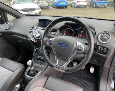 Ford Fiesta 1.6 Fiesta ST-3 T 3dr 17