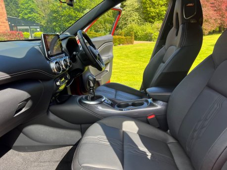 Nissan Juke DIG-T TEKNA 11