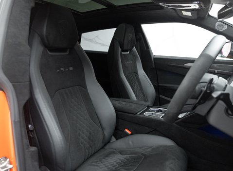 Lamborghini Urus PERFORMANTE 18