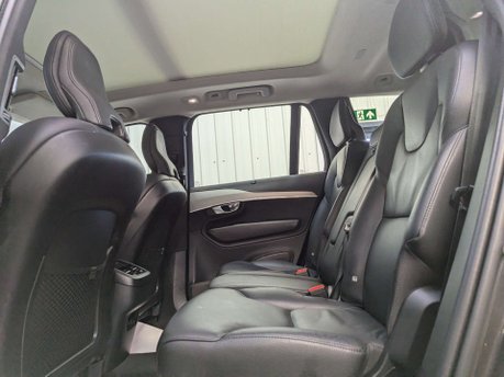 Volvo XC90 2.0 XC90 + B5 MHEV AWD Auto 4WD 5dr 66