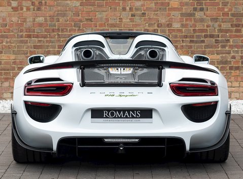 Porsche 918 Spyder 5