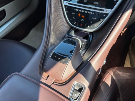 Aston Martin DB11 5.2 V12 Auto Euro 6 (s/s) 2dr 32