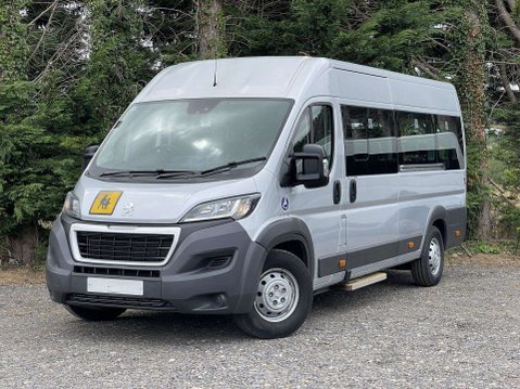 Peugeot Boxer 440 L4H2 LIGHTWEIGHT NON-D1 MINIBUS 17SEATS w FULL WIDTH RAMP. E6 1