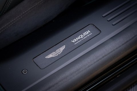 Aston Martin Vanquish 5.2 V12 BiTurbo Auto Euro 6 (s/s) 2dr 23